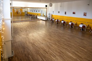 Tanzschule Zielonka im Theater am Park - großer Ballettsaal
